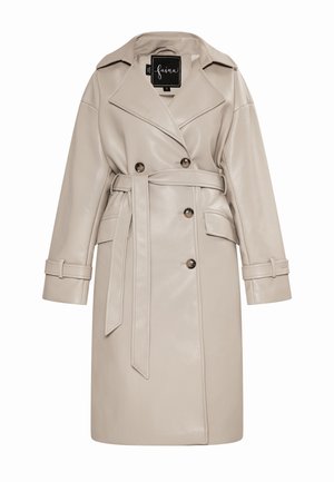 Hellbeige Leder-Trenchcoat mit doppelter Knopfleiste, breiten Klappen, Gürtel und Ärmeldetails. Glatte Textur mit strukturiertem Design.
