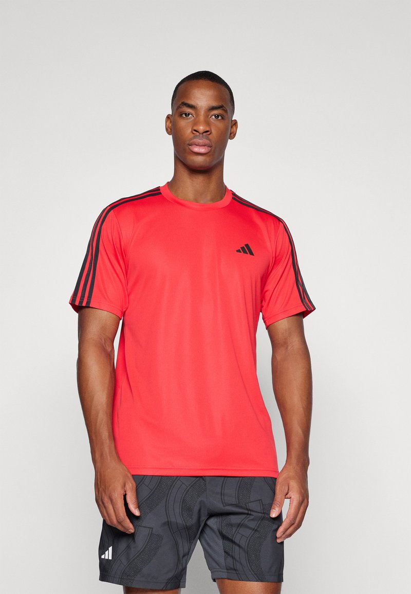 adidas Performance - TRAIN ESSENTIALS BASE 3-STRIPES - Športne majice - pure ruby/black, Povečajte