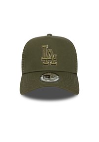 Oliven grønn caps med LA-logo i matchende broderi; justerbar stropp, flat skjerm og teksturert stoff. Har et rundt merke på skjermen.