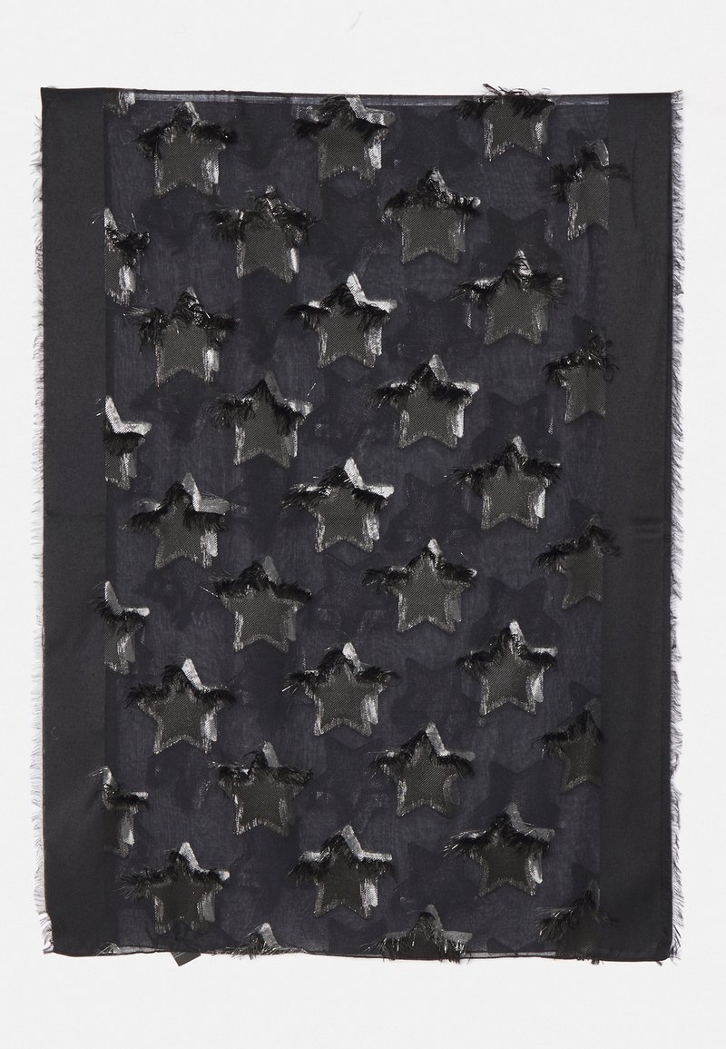 Sciarpa nera realizzata in un tessuto trasparente con stelle argentate testurizzate. I bordi sono rifiniti con un bordo sfilacciato per un tocco di dettaglio in più.
