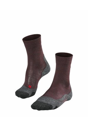 Calze bordeaux con accenti grigi sul tallone e sulla punta; realizzate in un tessuto misto con una superficie liscia; lunghezza fino al polpaccio; dettaglio logo rosso.