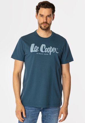 - T-shirt z nadrukiem
