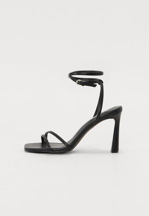 ALMAA - Sandale cu toc - black