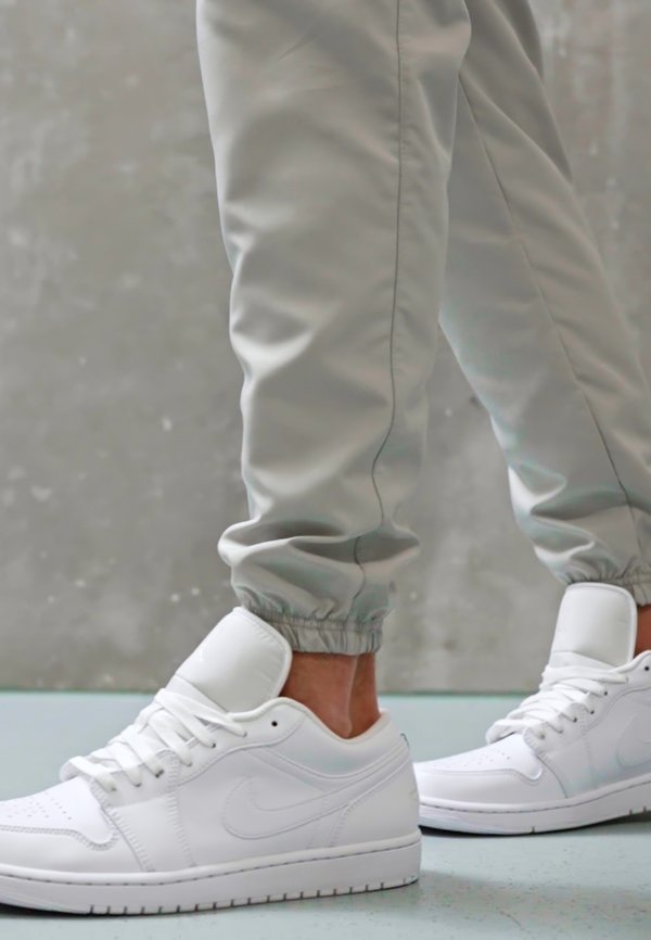 AIR JORDAN 1 - Trainers - weiß2