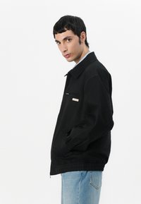 Calvin Klein Jeans JACKET - Letná bunda - black