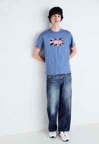 Pepe Jeans CLAG - Tričko s potlačou - sea blue