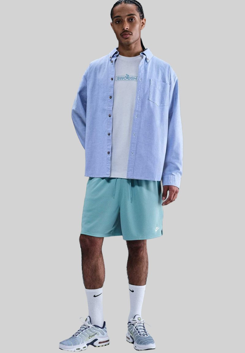 Nike Sportswear Shorts turquoise Nike Sportswear Shorts turquoise