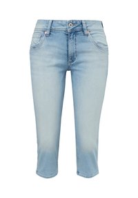 Vaqueros capri de mezclilla azul claro con una cinturilla de altura media, diseño de cinco bolsillos y detalle de dobladillo deshilachado. Textura suave con ligero desvanecimiento.
