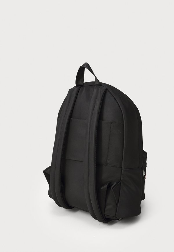 NYC CAPSULE BACKPACK - Rucksack3