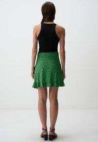 Jimmy Key FLORAL PATTERNED REGULAR - Gonna a campana - green