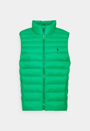 Gilet smanicato trapuntato di colore verde brillante con collo alto, cerniera frontale, tasche laterali e piccolo logo a forma di cavallo blu navy sul lato sinistro del petto.