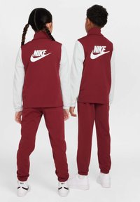 Nike Sportswear SPORTSWEAR - Trenirka - team red cave stone photon dust white