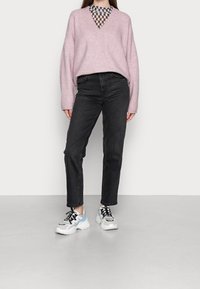 EDITED Sweter