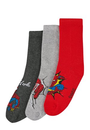 Drei Paar Socken: dunkelgrau mit Spider-Man-Motiv, hellgrau mit Web-Design, leuchtend rot mit comic-artigen Explosionen. Aus Baumwollmischgewebe.