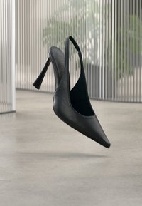 Δεν επιλέχθηκε, black