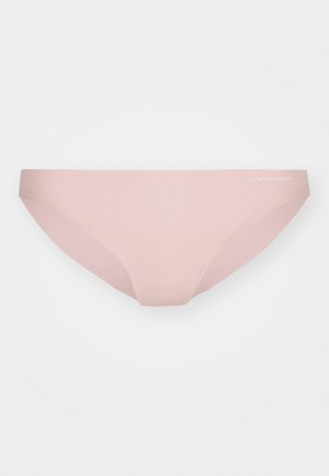 Svetloružové bikiny s elastickým materiálom a bezšvovým dizajnom, s jemným logom na páse pre hladký vzhľad.