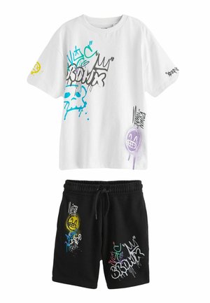 Next GRAPHIC AND SET - Shorts - white black graffiti