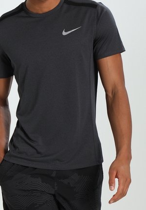 Printtipaita - black