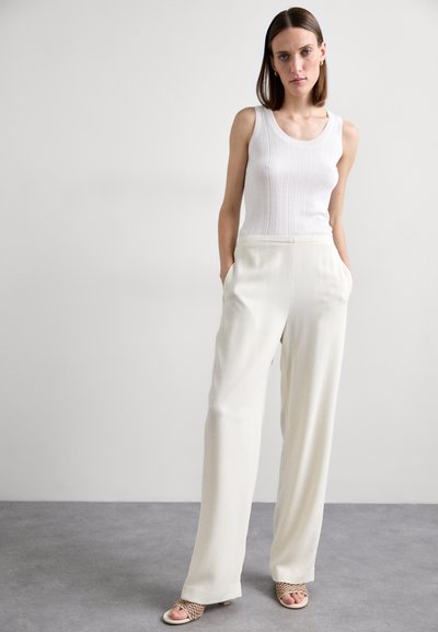 Theory EASY PULLON  - Pantaloni - rice