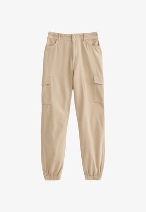 Beige Cargo-Hosen aus Baumwolle mit Seitentaschen, einer schmal zulaufenden Beinform mit elastischen Bündchen und einem Frontknopfverschluss.