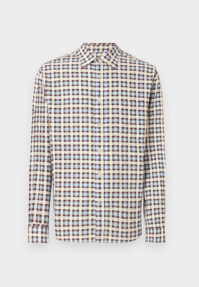 Chemise boutonnée à motif à carreaux marron, bleu et crème. Confectionnée dans un tissu léger avec un col standard et des manches longues.