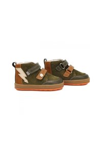 Grüne und braune Wildleder-Ankle Boots mit Klettverschlüssen, orangen Gummisohlen, einem Blitz-Detail und Kontrastnähten.