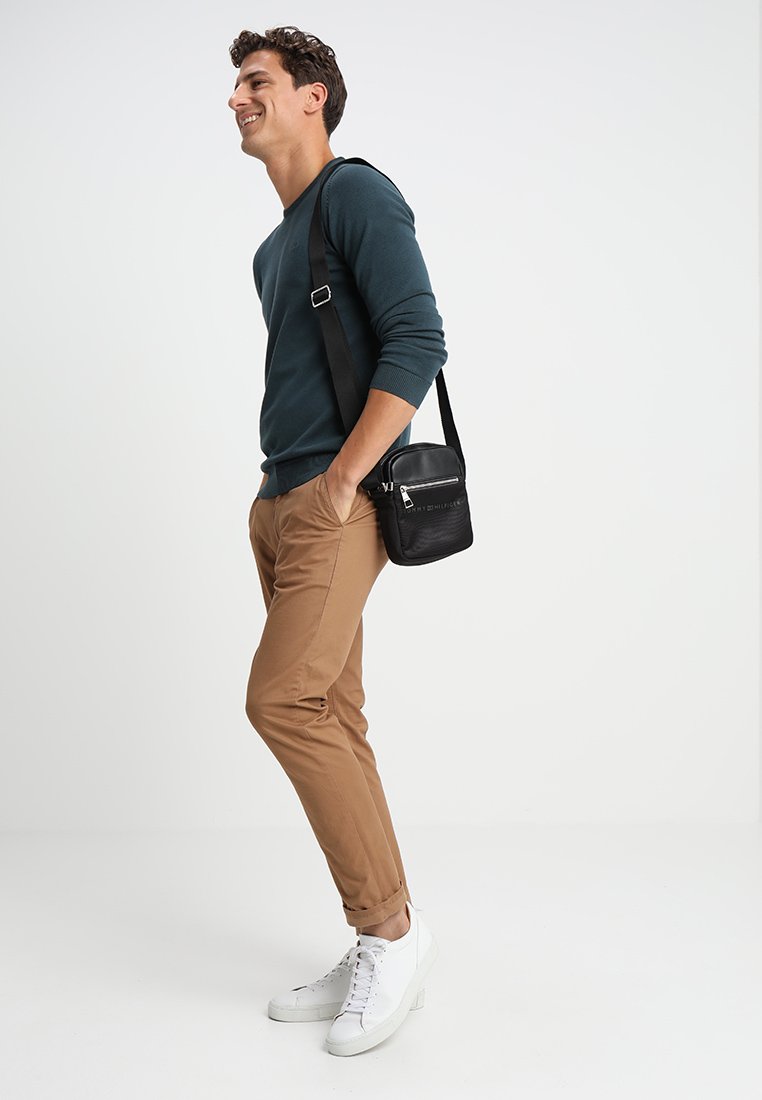 tommy hilfiger urban novelty