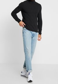 Sisley Svetr - mottled grey