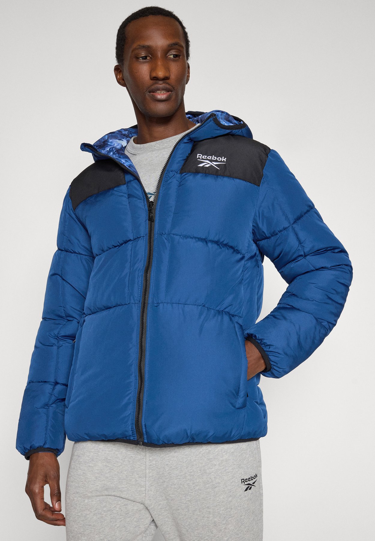 REVERSIBLE PUFFER