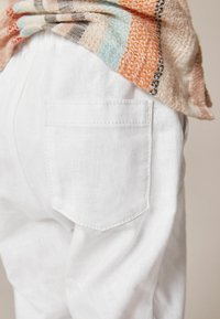 Next PULL REGULAR FIT - Bukser - white