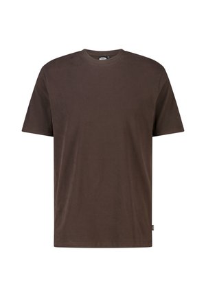 Effen bruin katoenen T-shirt met korte mouwen, ronde hals en klein zijlabel, afgebeeld op een witte achtergrond.