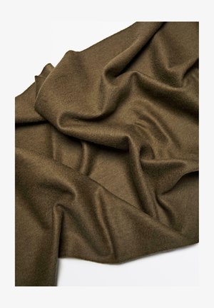 Zachte, middelzware stof in een donkere olijfgroene tint, met een gladde, textuurrijke oppervlakte en zachte plooien en draperingen.