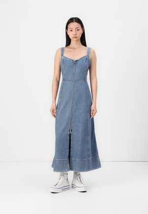 PITNEY - Robe en jean - medium wash