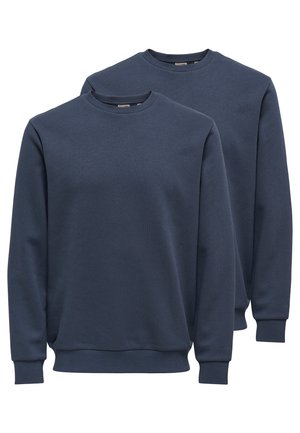 Zwei marineblaue Sweatshirts mit Rundhalsausschnitt, langen Ärmeln sowie gerippten Bündchen und Saum, präsentiert vor weißem Hintergrund.