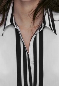 Massimo Dutti Chemisier - white