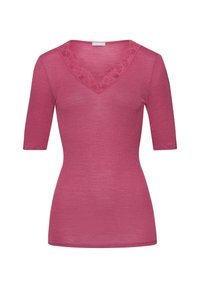 Top aderente rosa con maniche corte, scollatura a V e pizzo al collo. Realizzato in tessuto morbido e testurizzato.