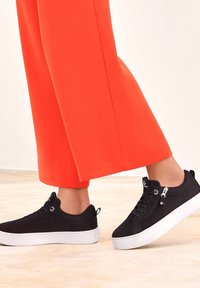 Giesswein Tenisky - black