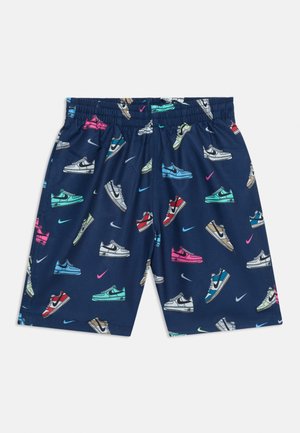 Donkerblauwe korte broek met multicolor sneaker- en swoosh-logo's bedrukt over de hele broek, voorzien van een elastische tailleband.