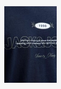 Non sélectionné, navy blazer