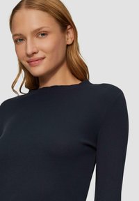 s.Oliver MIT MUSCHELKANTE - Longsleeve - navy