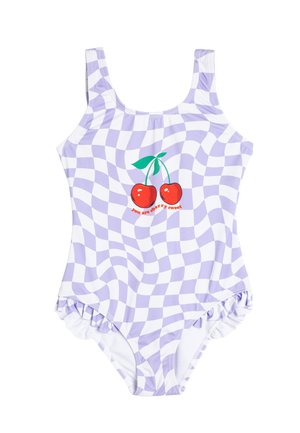 Étbar badebuks i lys lilla med ternet mønster, prydet med røde kirsebærgrafikker og tekst. Udsmykket med flæser ved benåbningerne.