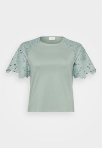 Unselected, chinois green