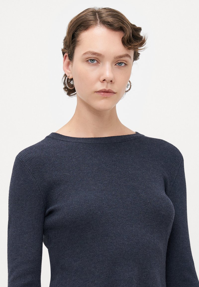 Fashion Solid Split Joint O Neck Tops(5 Colors - 6