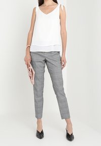 Anna Field Blus - off-white