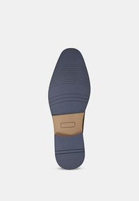 Bata Zapatos de vestir con cordones - brown