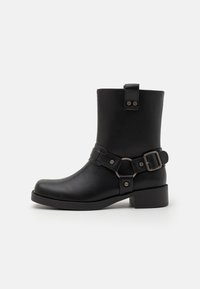 Cowboy/biker ankle boot - black