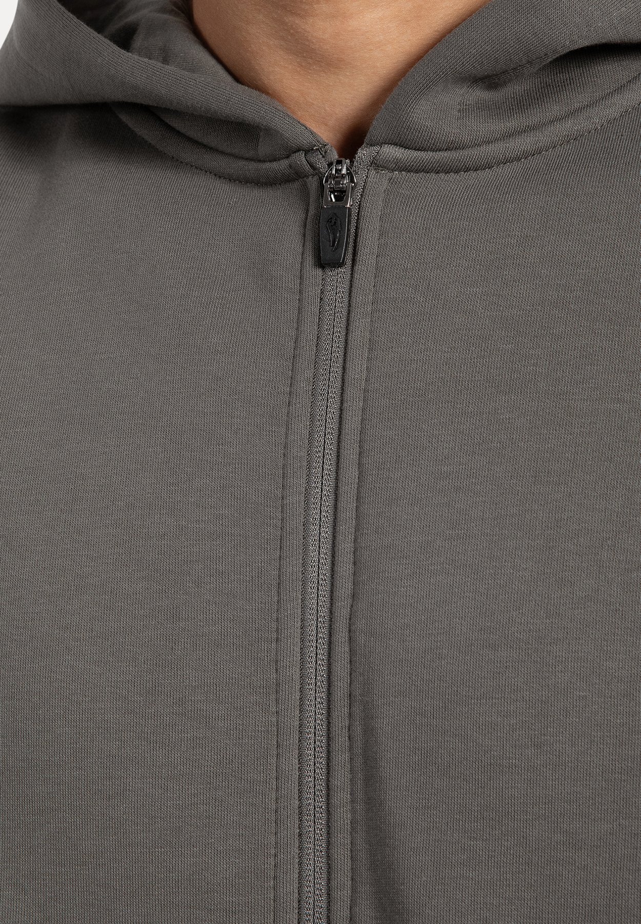 ILYAS BASIC ZIPPER