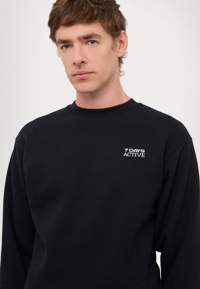 7 DAYS Active ORGANIC FITTED CREWNECK UNISEX - Sweatshirt - black beauty