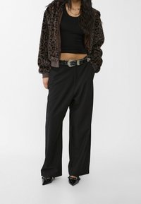 Stradivarius Vinterjakker - dark brown