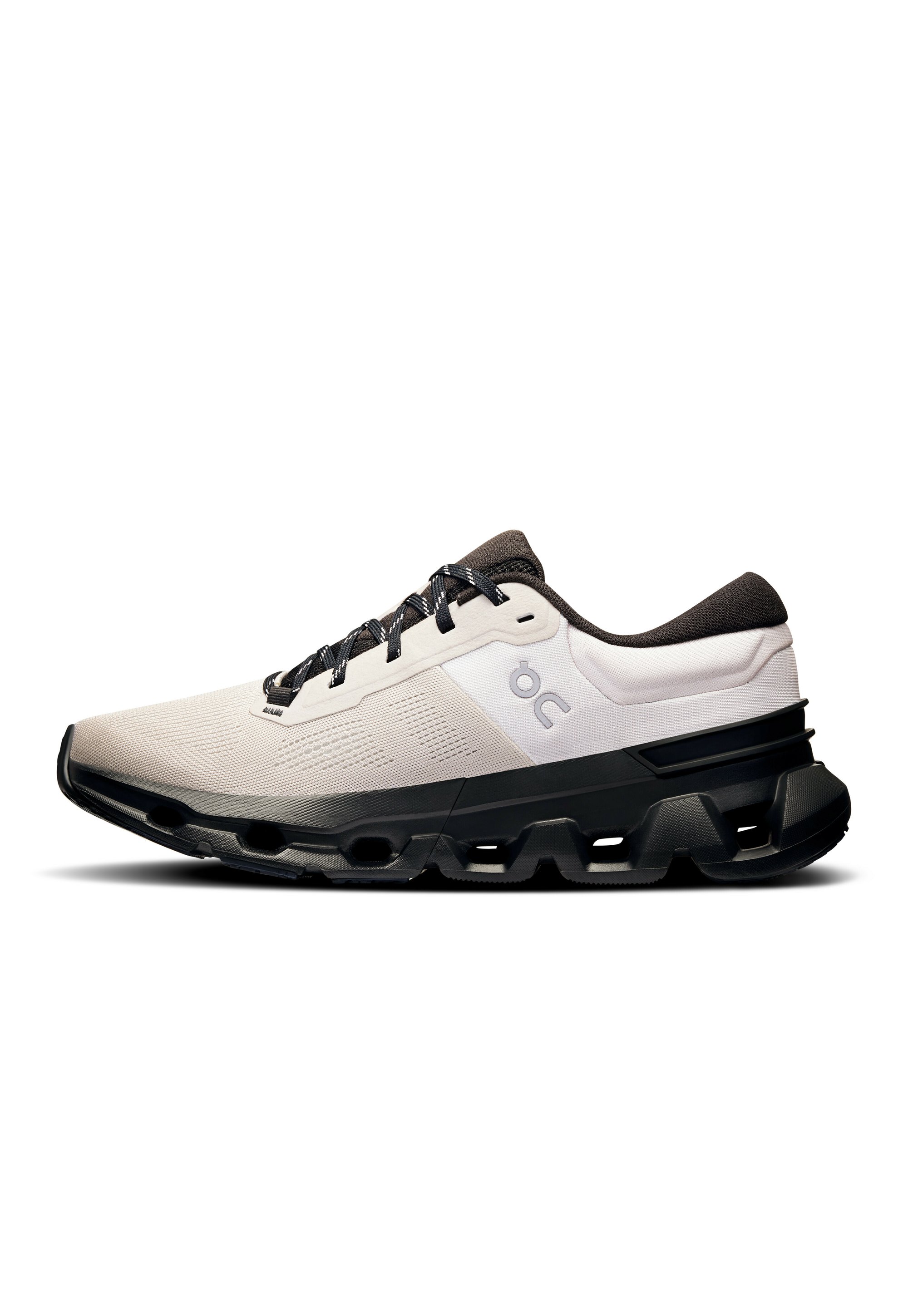 On CLOUDFLYER 5 - Road running shoes - wolf black/grey - Zalando